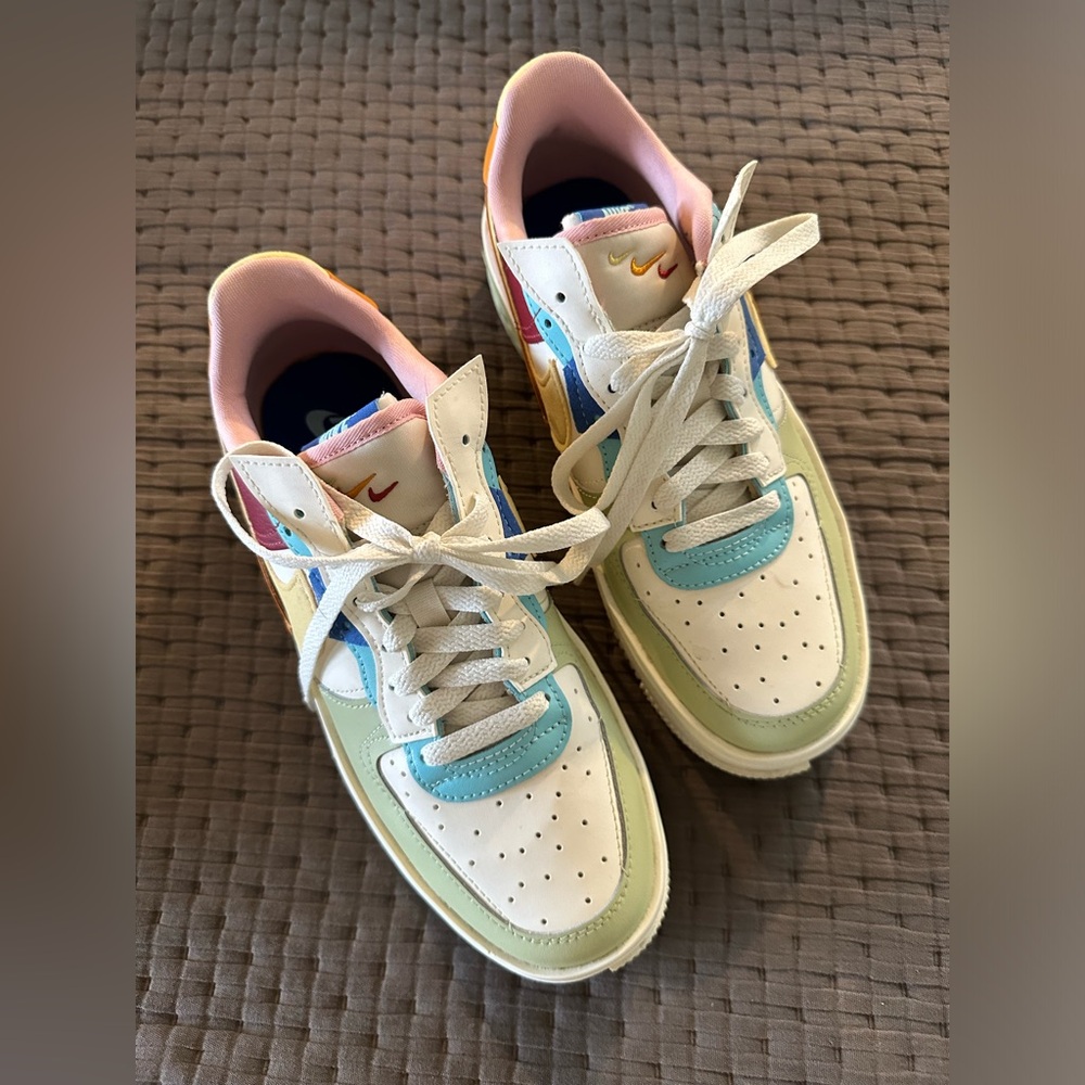 Nike Air Force 1 Fontanka Women’s shoe size 9 DO6719-100